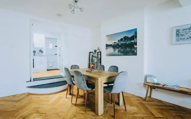 The Slipway Fowey Harbour, Parking 1 Min & Garden