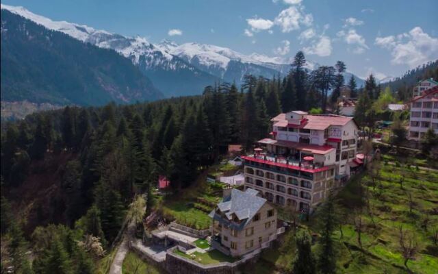Hotel Snow Crests Manor