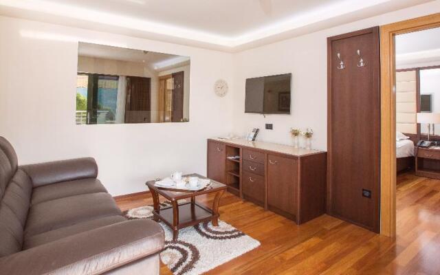 Hotel More