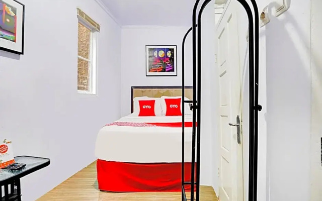 OYO 90237 Ar 20 Guest House Syariah