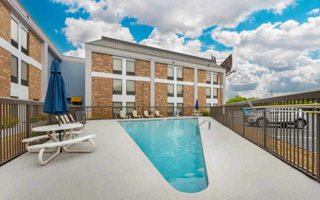 Comfort Inn Downtown