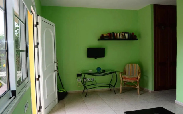 Apt. Passiflora 1B