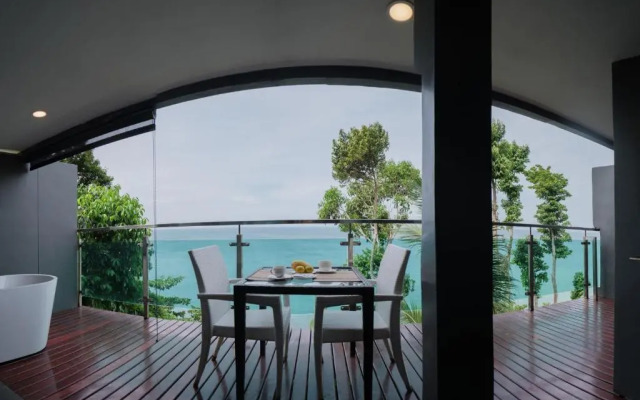 Cliff Lanta Suite