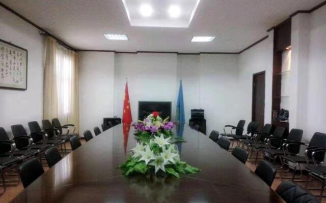 Hanting Hotel Xinzhou Heping Zhong Street