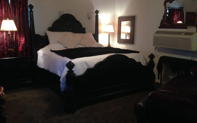 Echo Canyon Spa Resort (Adults Only)