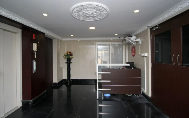Oyo Flagship 469 Nung Nr. Us Consulate