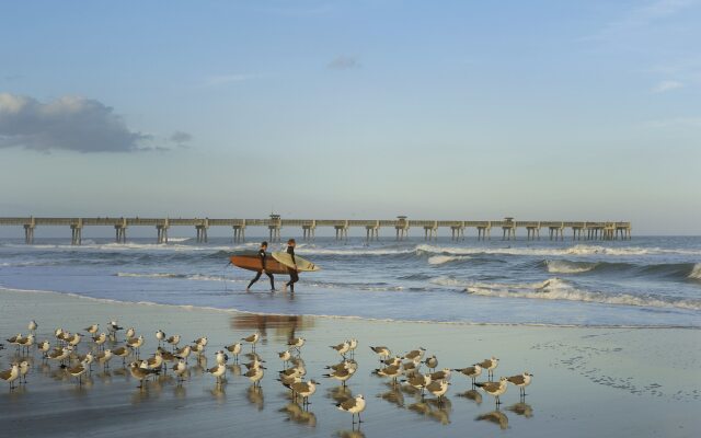Four Points by Sheraton Jacksonville Beachfront