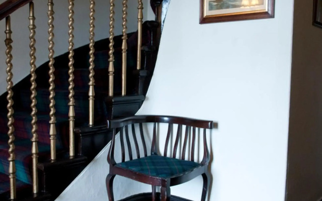 The Upper Largo Hotel & Restaurant