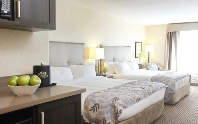 Pomeroy Inn & Suites at Olds