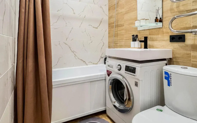 Апартаменты на улице Виля Липатова 13