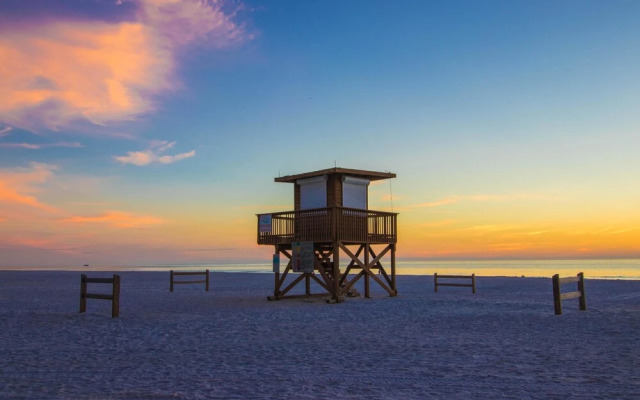 Water's Edge Condominium