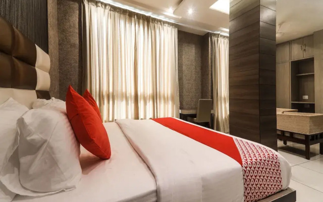 Oyo 17016 Galaxy Inn
