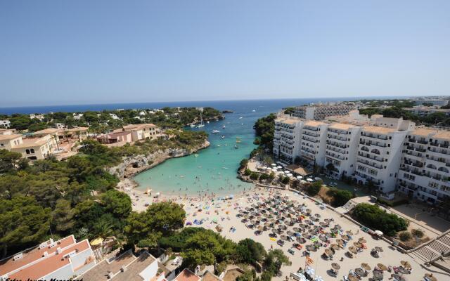 Apartamentos Playa Ferrera
