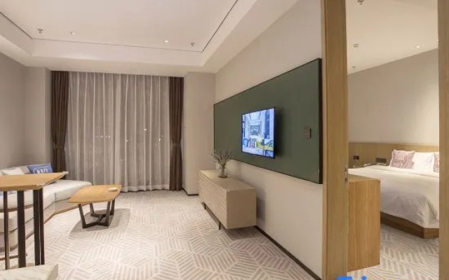 Grace Select Hotel (Xiamen Maluanwan)