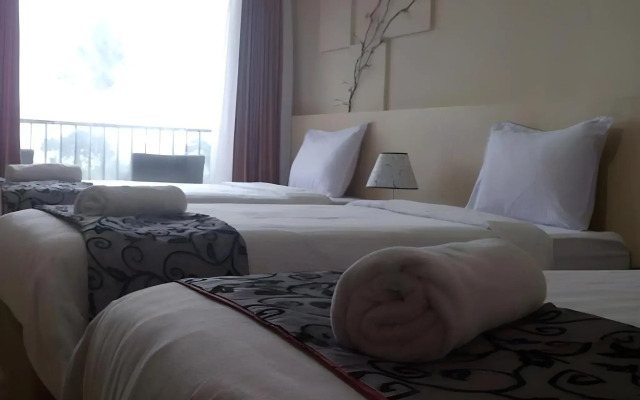 Santa Monica Hotel and Convention