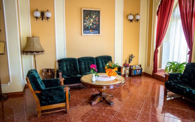 Hotel Astoria