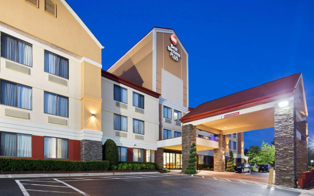 Best Western Plus Huntersville Inn & Suites Near Lake Norman