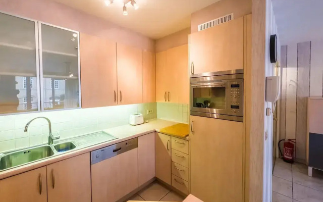 Apartment on the First Floor for Family