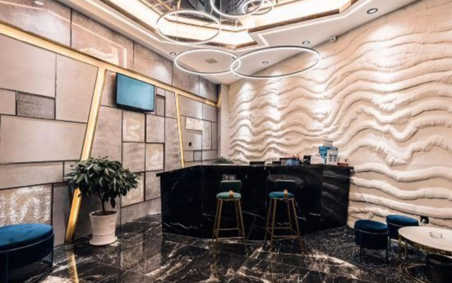 Junlulai Hotel(安康君路·莱精致酒店)