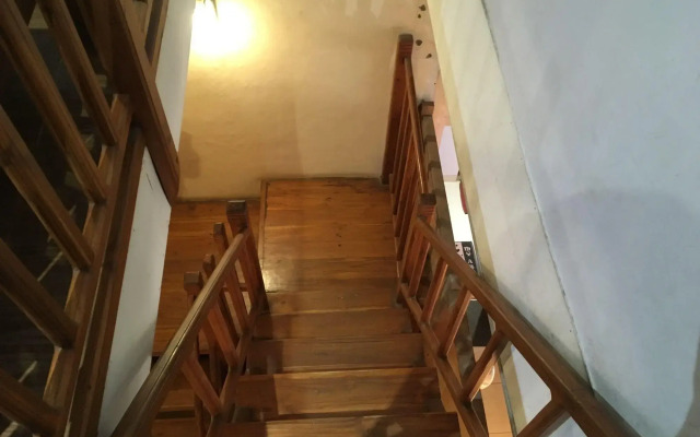 Bajo Nature Backpackers