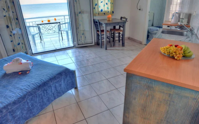 Filoxenia Beach Apartments