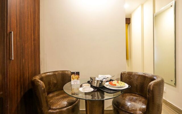 Capital O 8236 The Kailash Dev Hotel