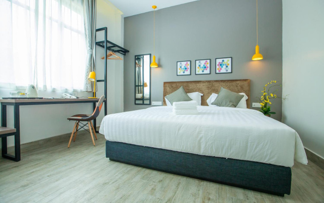 Bzz Hotel