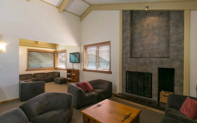 Cooroona Alpine Lodge
