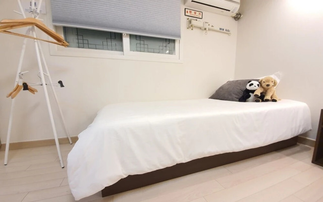 DK House