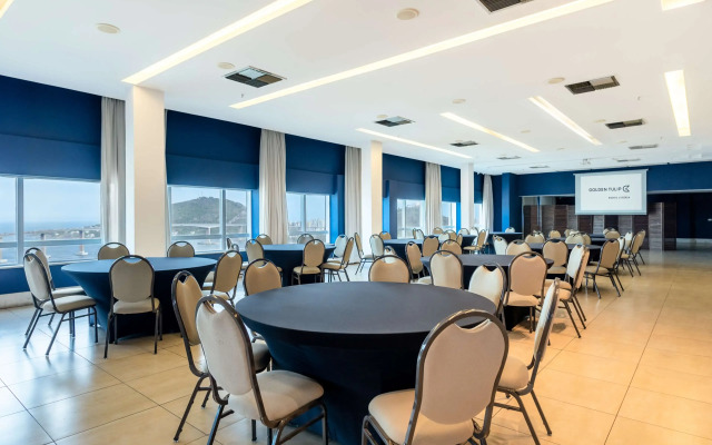 Golden Tulip Porto Vitória