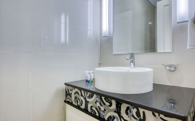 Superb Downtown Dubai Apartment, Amazing Location