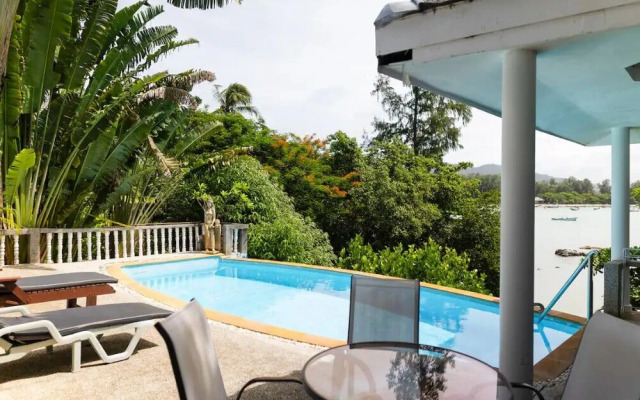 Beachfront Sea View Pool Villa