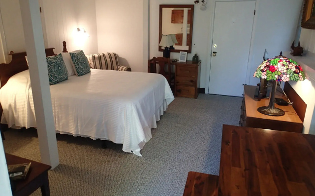 The Masthead Resort