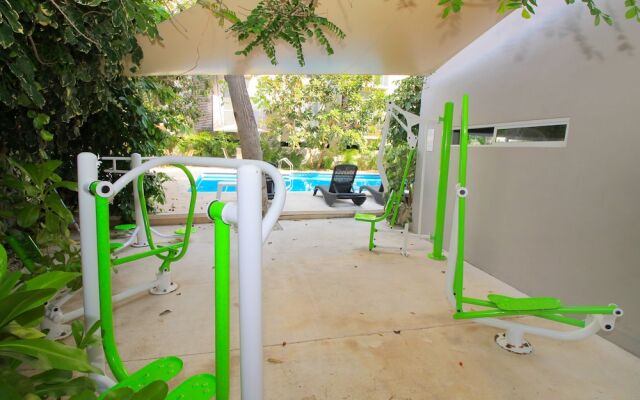 Riviera Towers 2BR & Pool