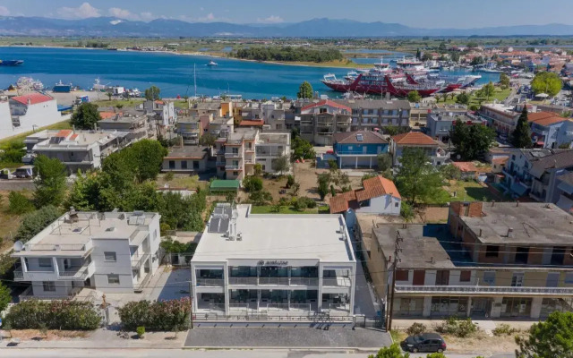 Bisaltae Seaside Suites