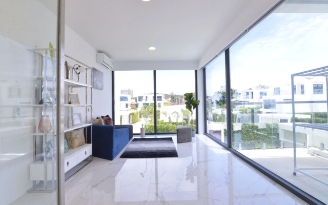 Villa with Shared Pool in Central Pattaya - Palmc19