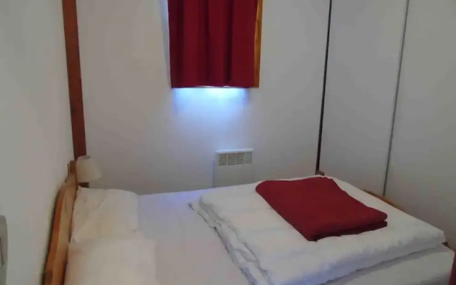 Lou Services Apartment CB24 LSI 001