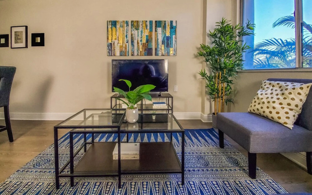 FRONTDESK The Wayland Apts Downtown St Pete