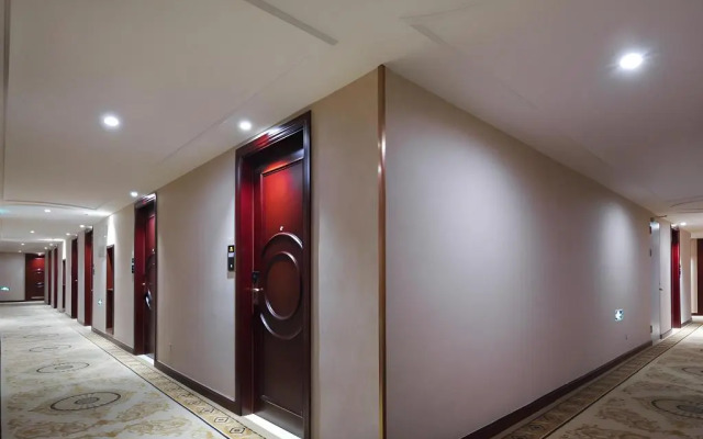 Vienna Hotel (Shanghai Jing'an Gaoping Road)