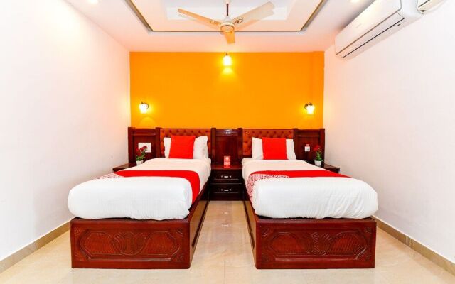 Oyo 28276 Harshavardhana Inn