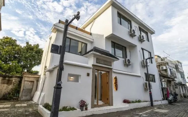 Zhenhe Homestay (Pingjiang Road Guanqian Street Branch)