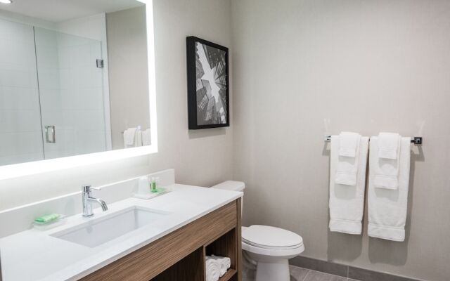 Holiday Inn Hotel & Suites Calgary South Conference Ctr