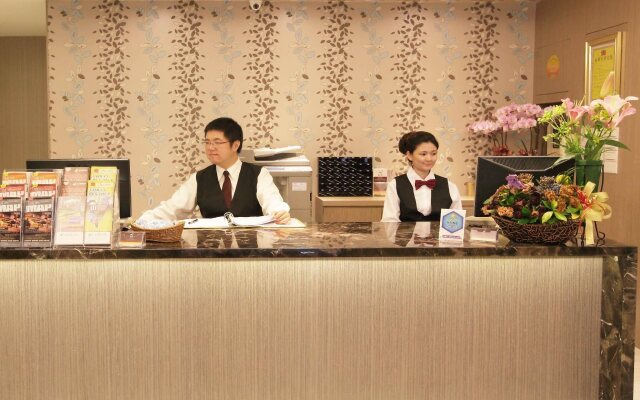 Rf Pretty Hotel