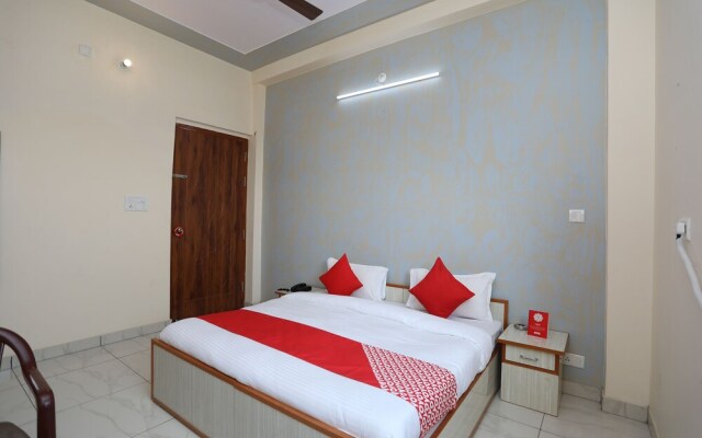 Oyo 17291 Shree Ram Palace
