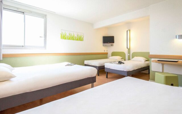 ibis budget Fréjus Saint-Raphaël Centre et Plage