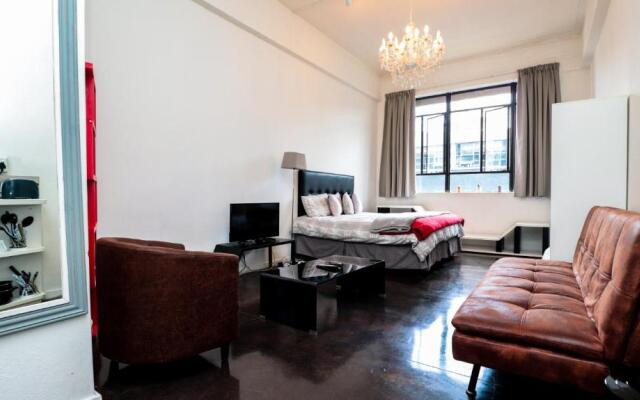 Trendy Art Studio Apartment,Maboneng Joburg