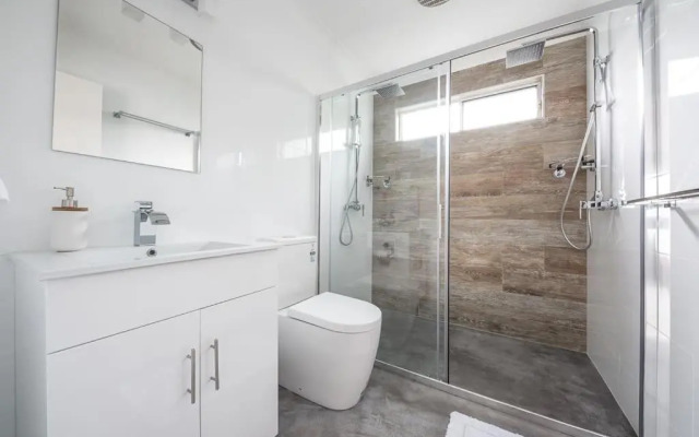 Central Coast Escape