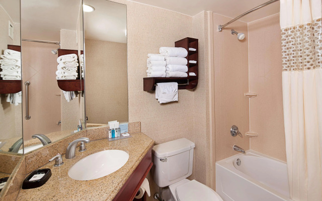 Hampton Inn Long Island/Islandia