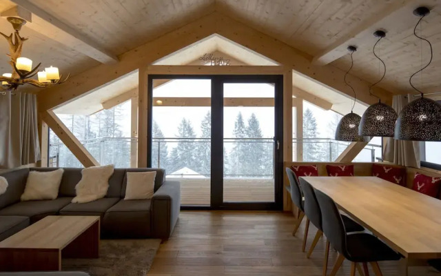 Wellness Chalet mit Au Ensprudelbad Schladming