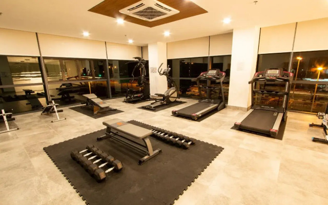 AZ Hotel & Serviced Apartments